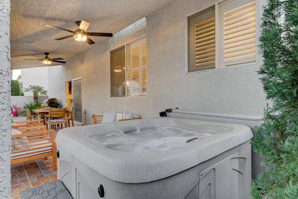 Villa Beautiful 5Br W/King Beds, Pool & Hot Tub, Games Las Vegas Exterior foto